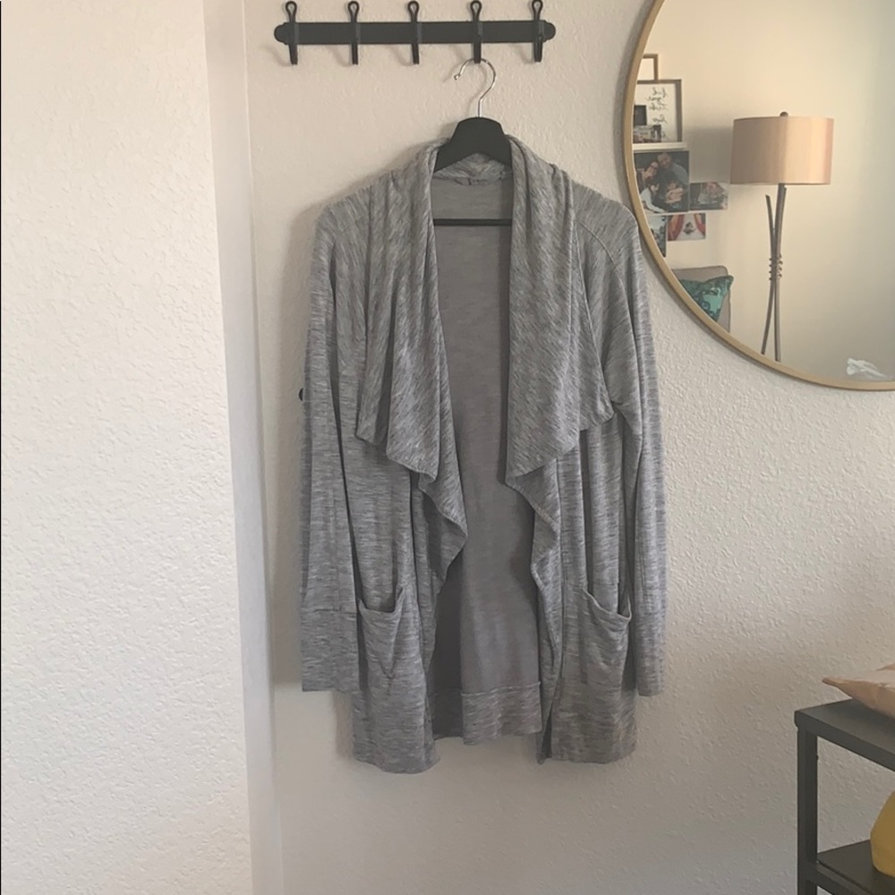 Athleta Pranayama Wrap Size Medium